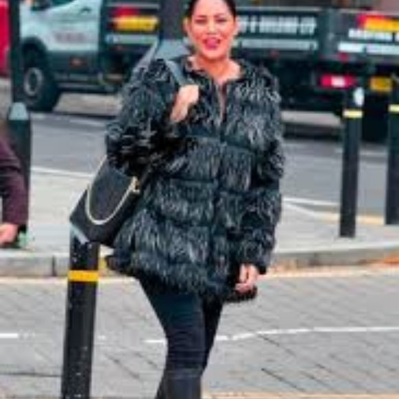 STEVE MADDEN Aesthetic Gothic Shaggy GLAM Faux Fur Coat Size M - Picture 9 of 11